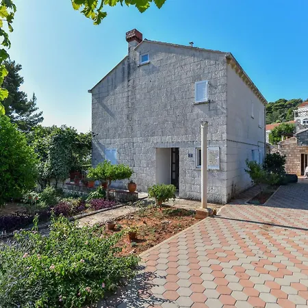 Vizmeg Villa *